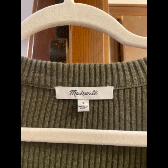 NWT Madewell Ruffle-Cuff Henley Sweater in Dark Green - Picture 5 of 7